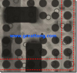 BGA錫球尺寸小于0.4mm，采用降低BGA內圍襲球的錫膏量所得到X-Ray，稍微留意一下可以發現最外圈的錫量(圓的直徑)比其他內圍的錫球上的錫量來得多一點點。也就是外圈的黑色圓形直徑比內圈的圓形來得大一點點。